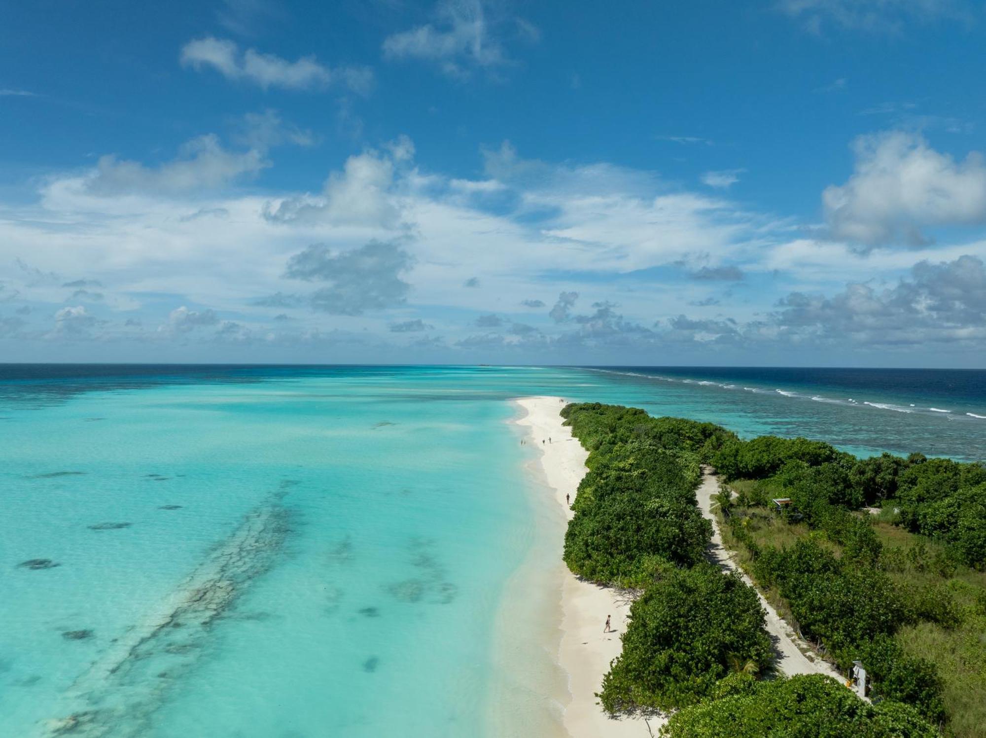 Three Hearts Hotel Fulhadhoo Exterior photo